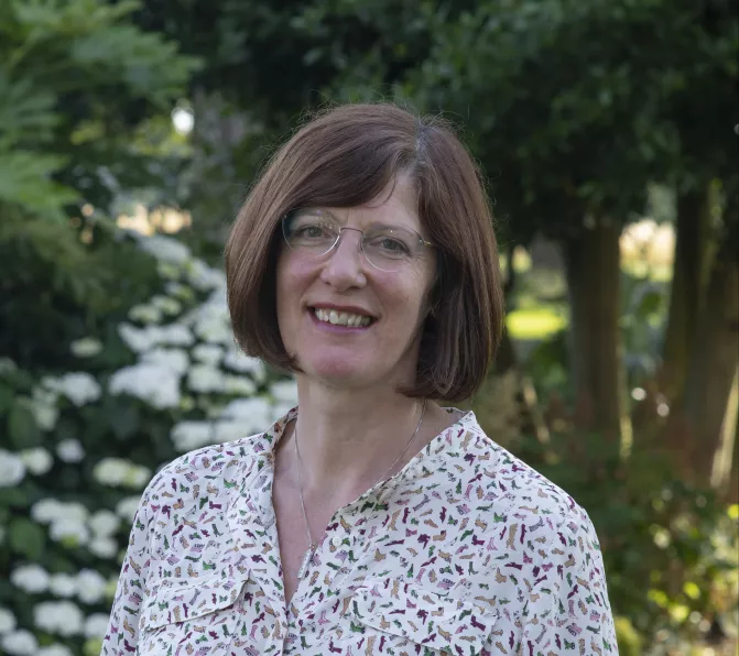 Sally Leigh 2021 Thumbnail