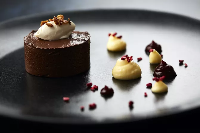 Hospitality - dessert Thumbnail